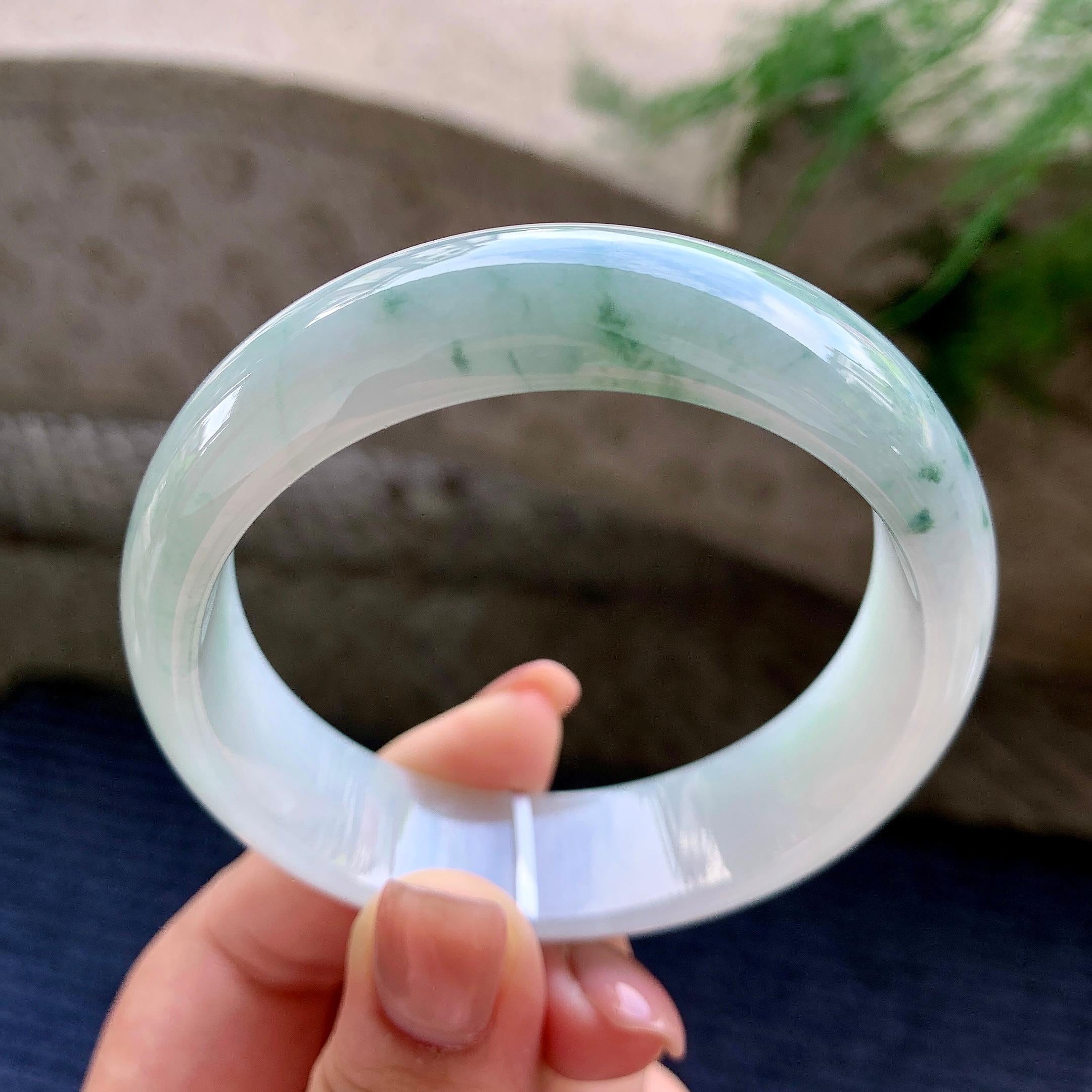大圈口 细糯种飘绿花洒金宽版轮胎手镯 58.3圈口 天然缅甸A货翡翠（yc496412）