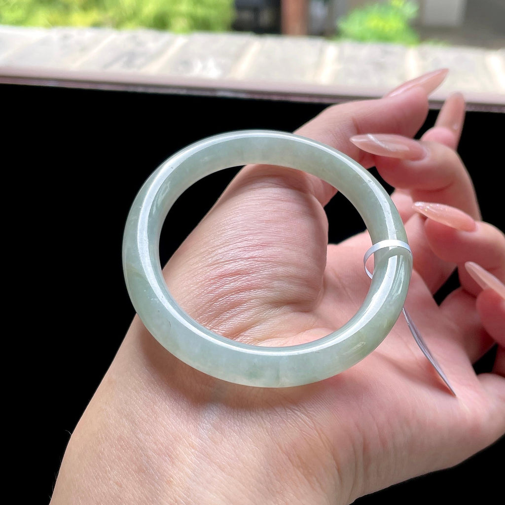 细糯种冰油青圆条贵妃 54圈 天然缅甸A货翡翠（yc522709）