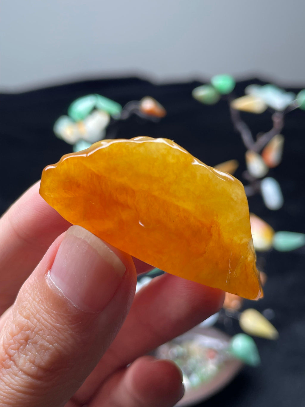 满润蜜糖黄翡片料（yc536310）