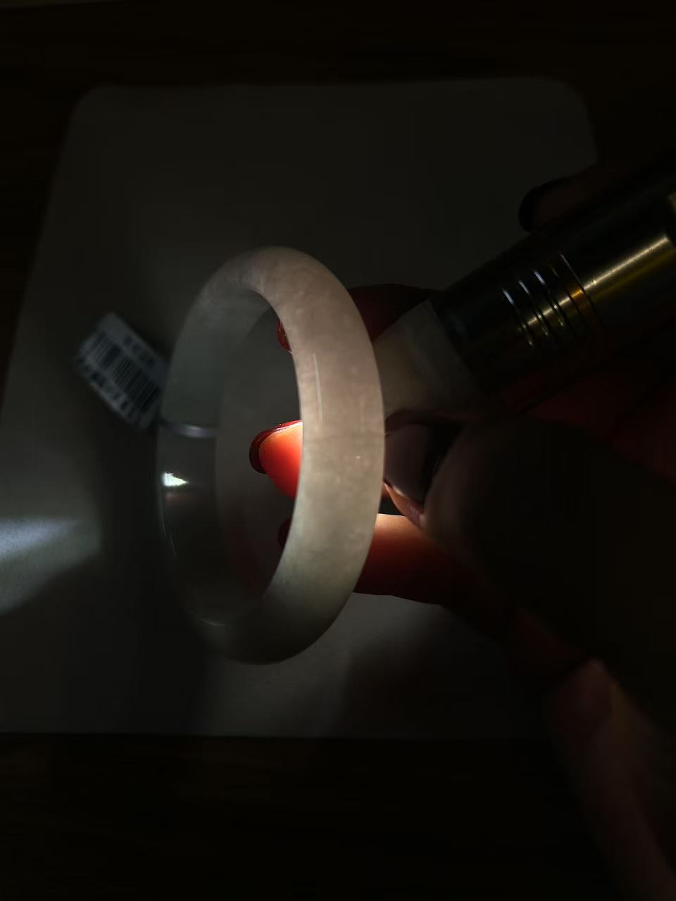 细糯种淡底色平安镯（55.8mm）（yc090097）