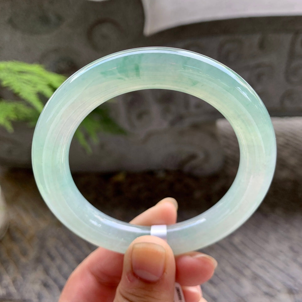 糯冰晴水飘花圆条手镯（55.7mm）（yc017270）