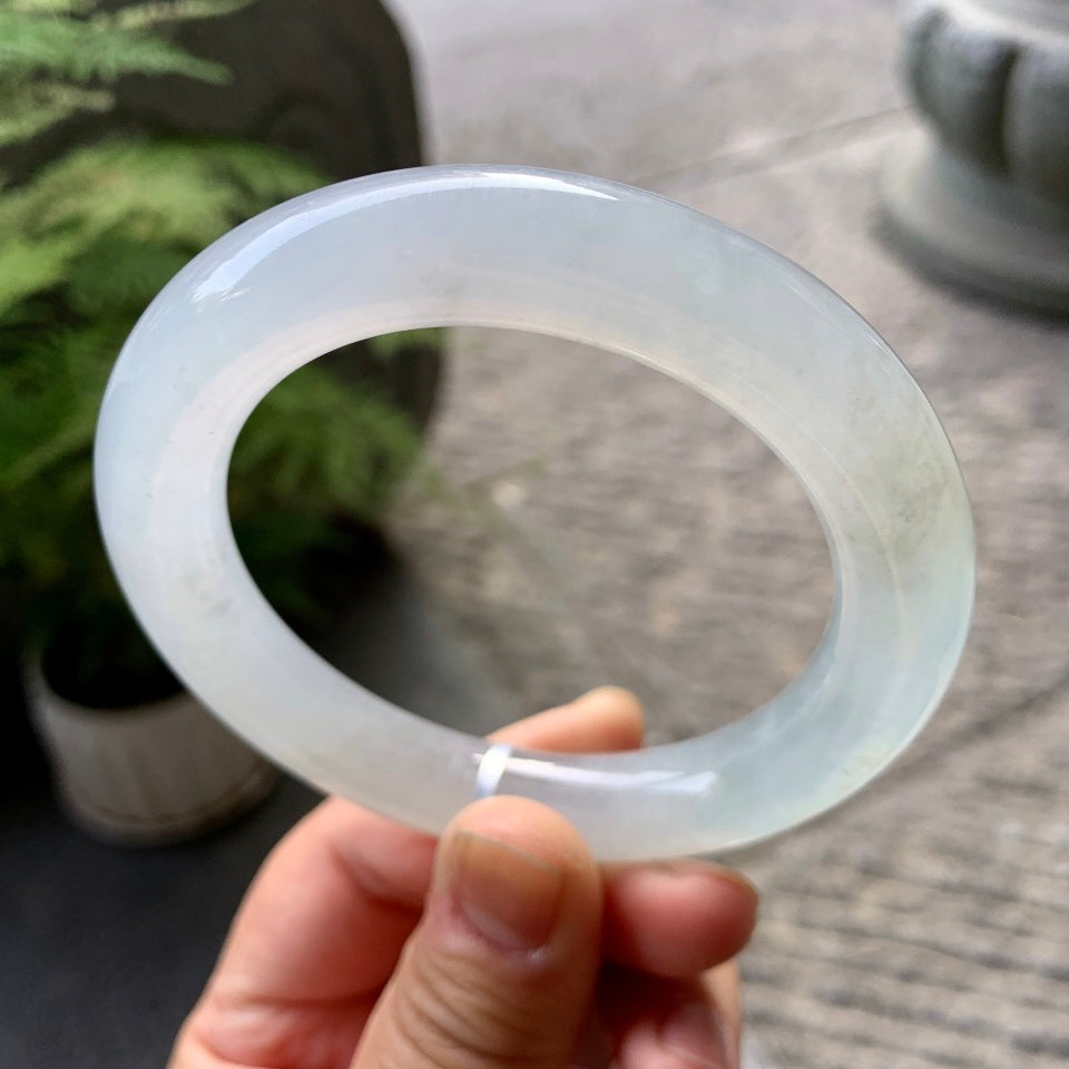 糯冰白月光圆条手镯（57.5mm）（yc057356）
