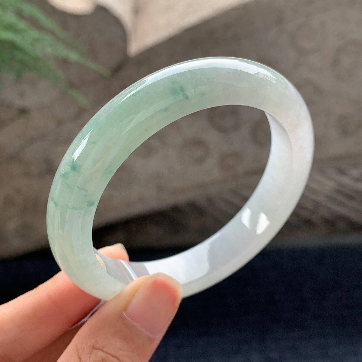 细糯种飘花正圈平安镯 55.5圈 天然缅甸A货翡翠（yc696424）