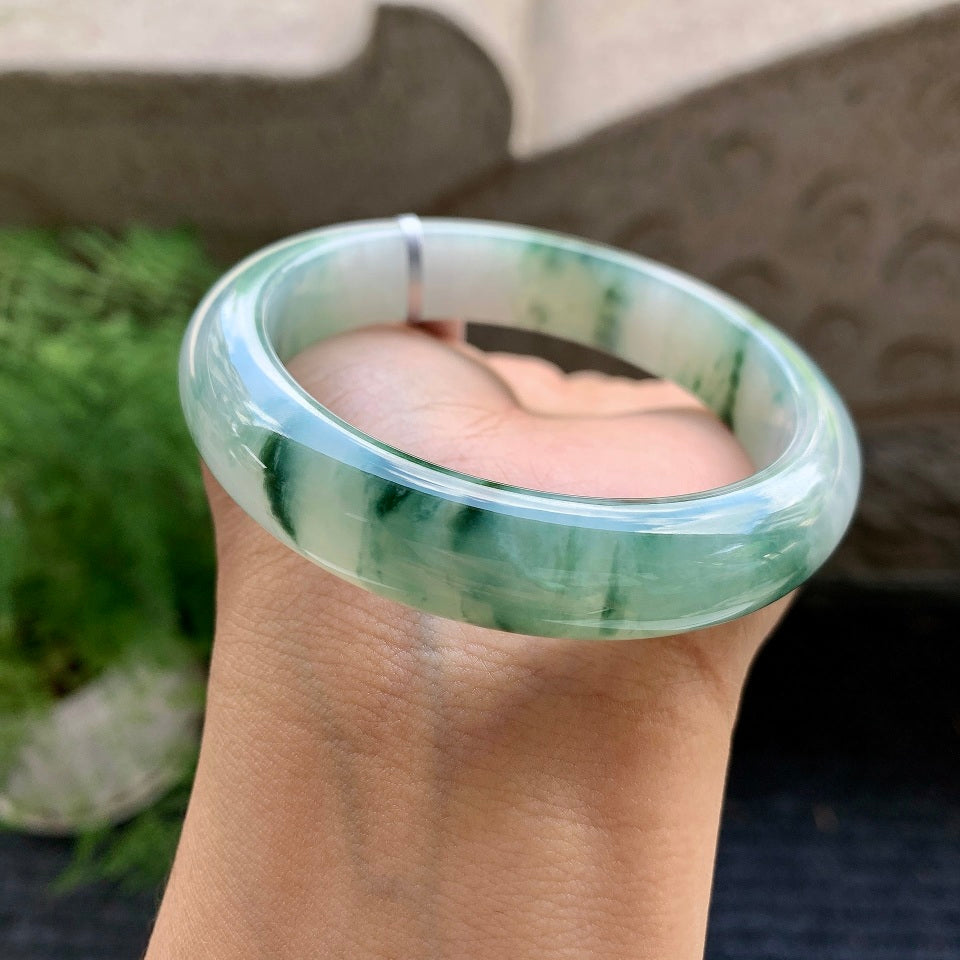 糯冰种飘蓝花平安镯（55.7mm）（yc106700）