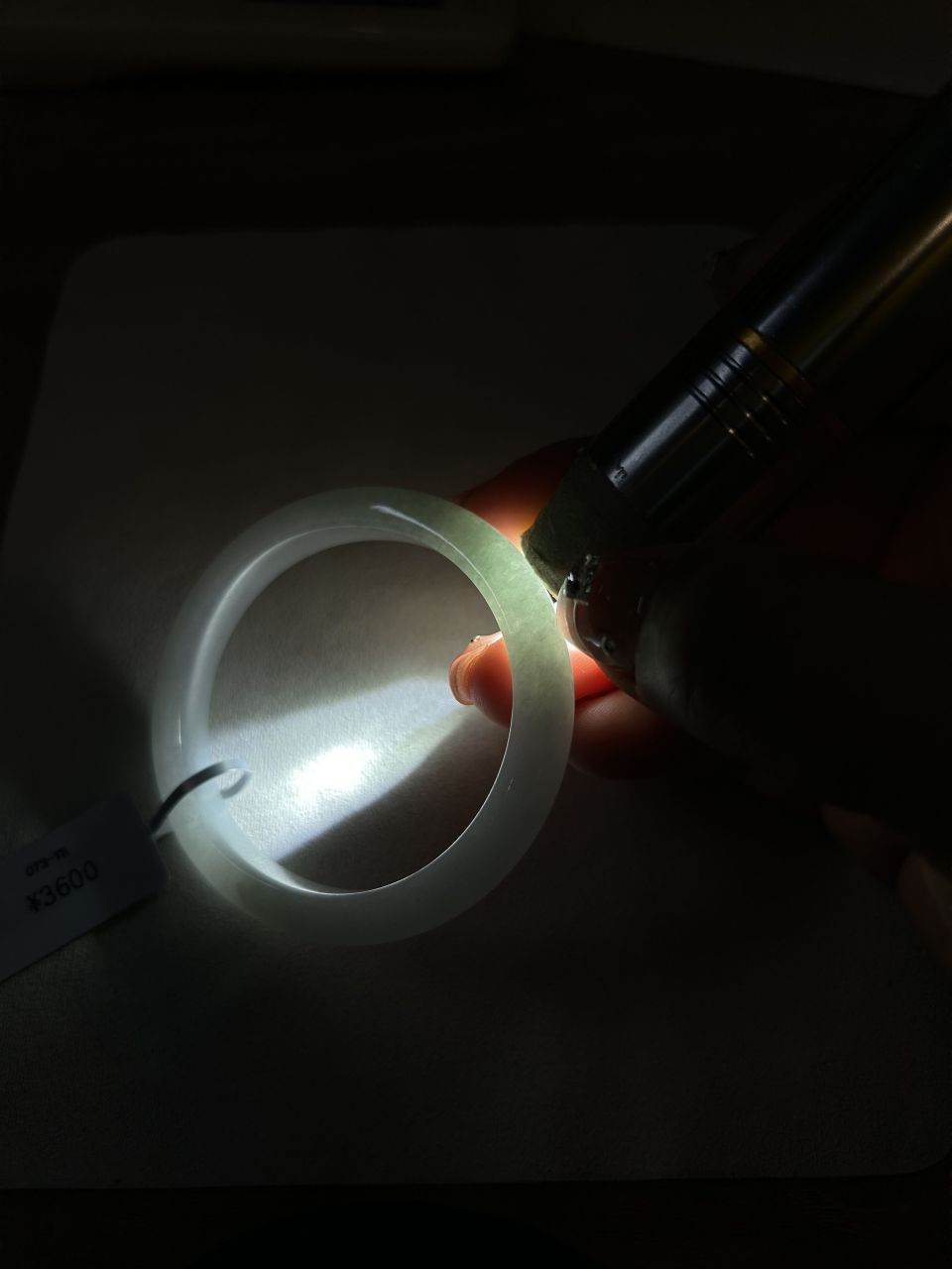 糯种带底色贵妃手镯（53mm）（yc081820）