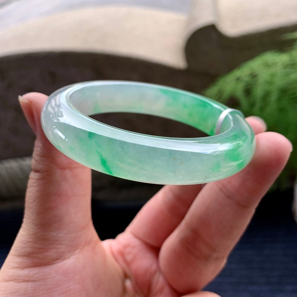 糯冰种飘绿平安镯（51.3mm）（yc099428）