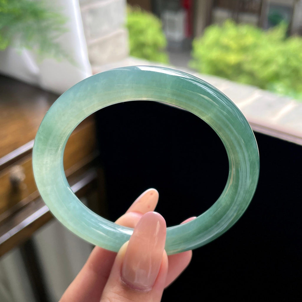 糯冰种油青色湖水绿圆条美人条 54.2圈 天然缅甸A货翡翠（yc703280）