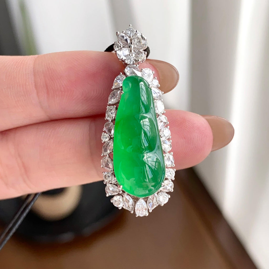 18k金钻镶冰种阳绿福豆吊坠（yc258284）