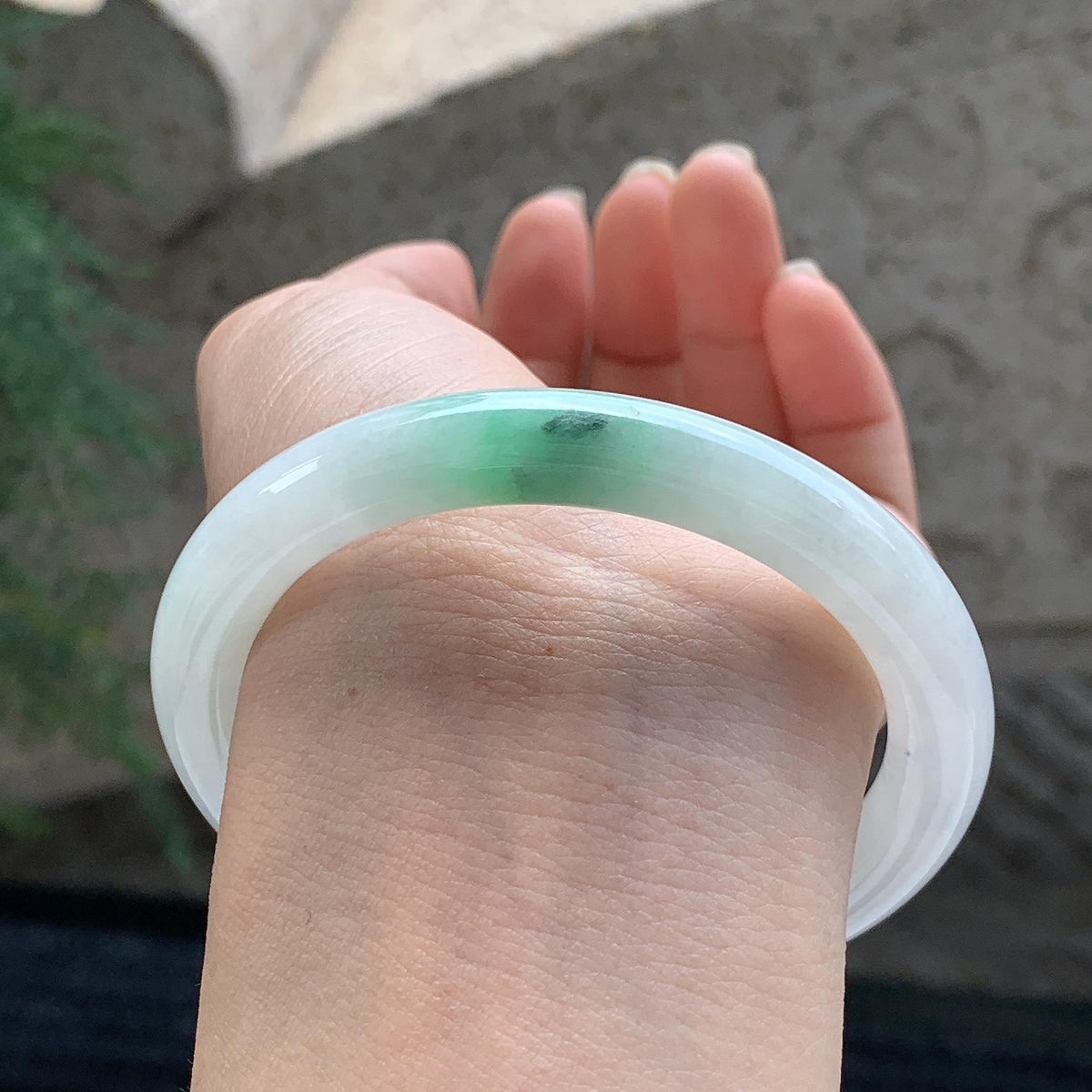 细糯种 白底青圆条手镯 53.5圈 天然缅甸A货翡翠（yc699549）