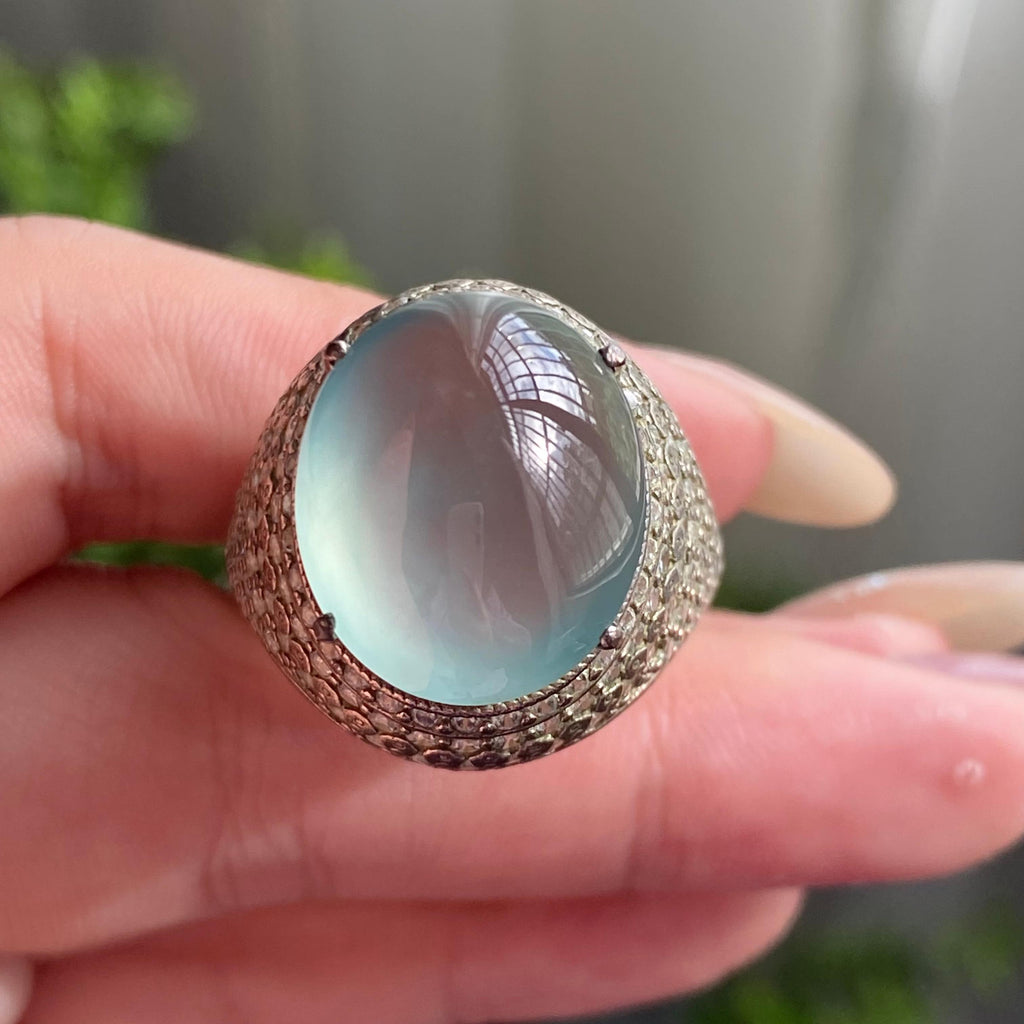 冰玻种蓝底蛋面戒面裸石（yc199651）