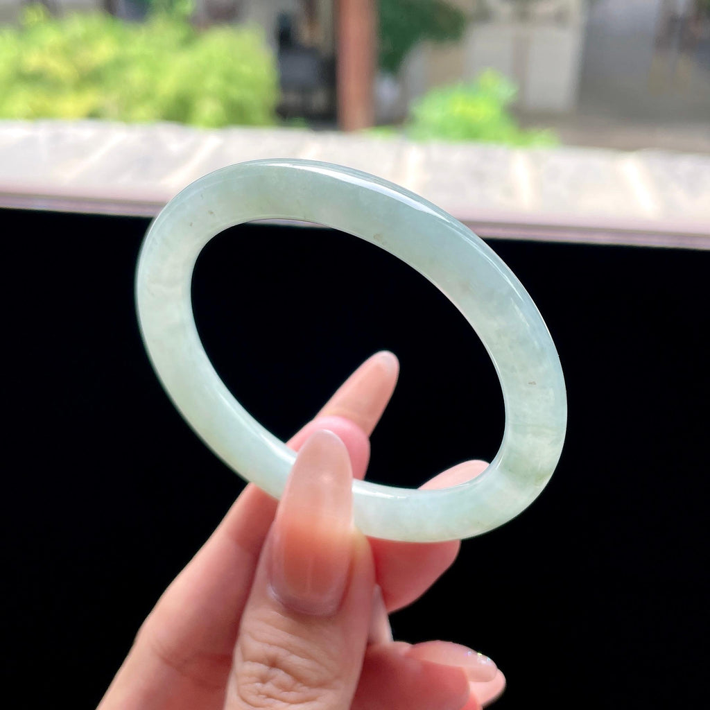 细糯种冰油青圆条贵妃 54圈 天然缅甸A货翡翠（yc522709）