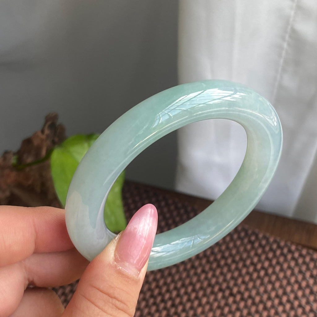 糯冰种晴底圆条手镯（55）（yc280823）