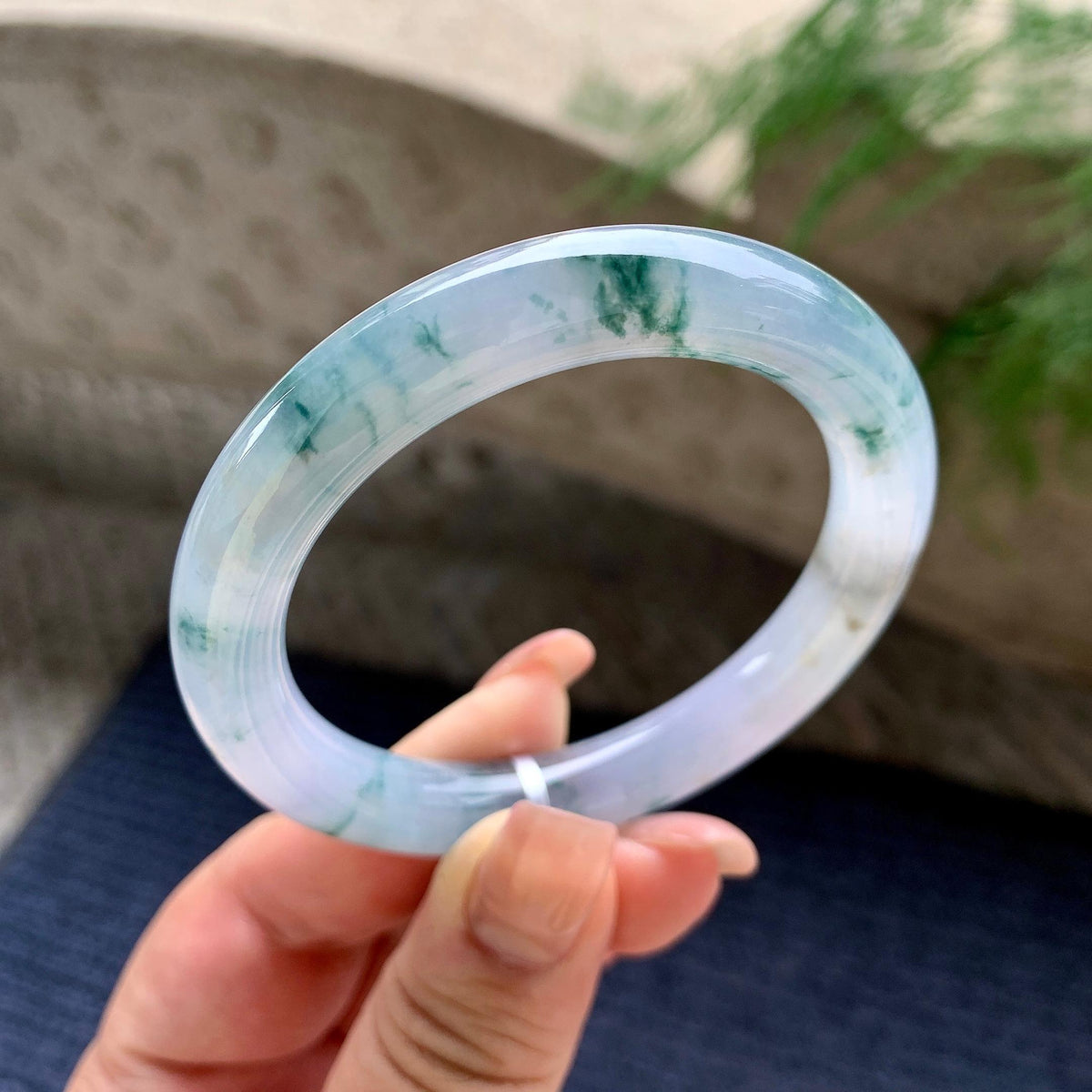 糯冰种紫罗兰飘蓝花圆条手镯 52.5圈口 天然缅甸A货翡翠（yc701199）