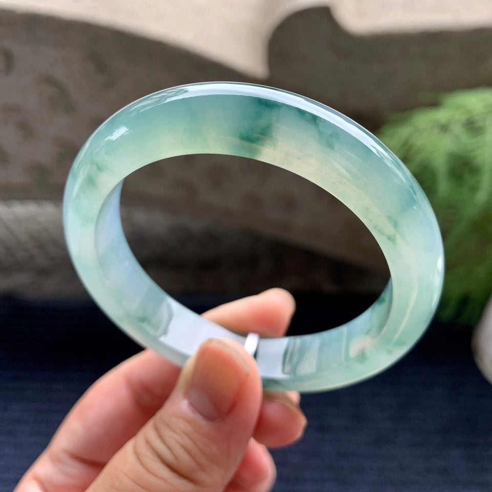 糯冰种晴底飘花平安镯（55.8mm）（yc100699）
