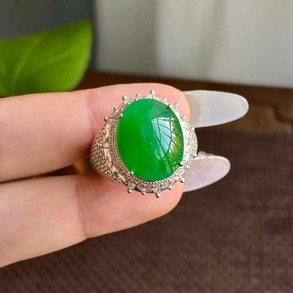 糯冰种满绿裸石蛋面（yc282937）