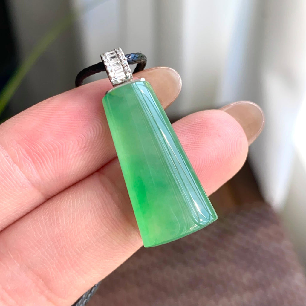 18k金钻镶冰种满绿无事牌吊坠（yc264958）