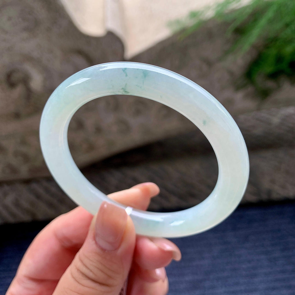 糯冰种淡晴底飘蓝花圆条手镯 54.3圈口 天然缅甸A货翡翠（yc536201）