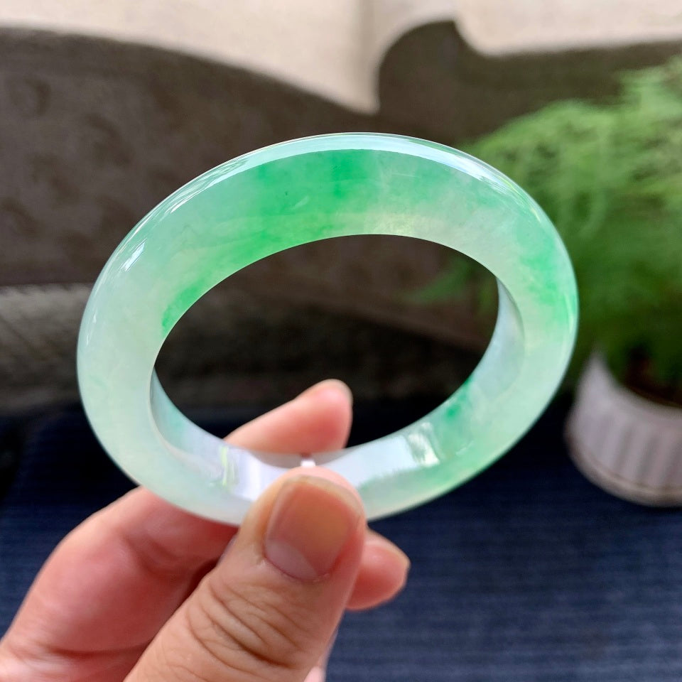 糯冰种飘绿平安镯（51.3mm）（yc099428）