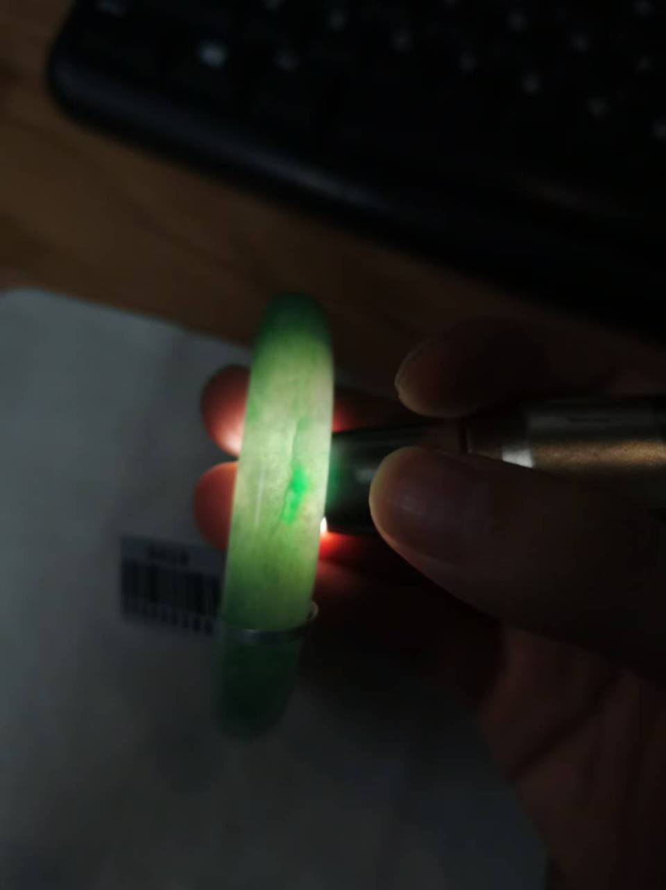 糯冰种飘绿圆条手镯（59.4mm）（yc096254）