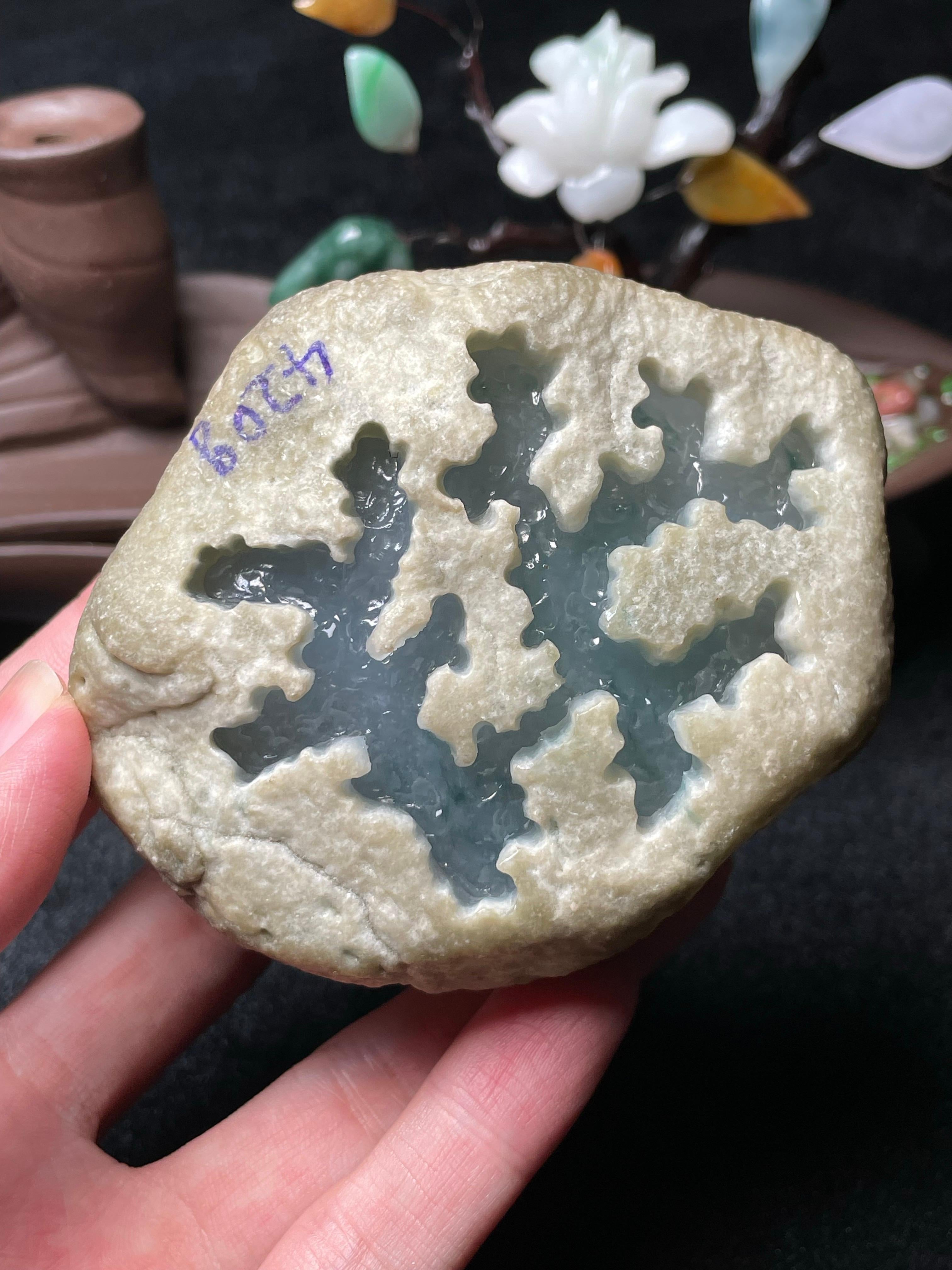 莫西沙开窗冰飘花牌子料（yc488926）