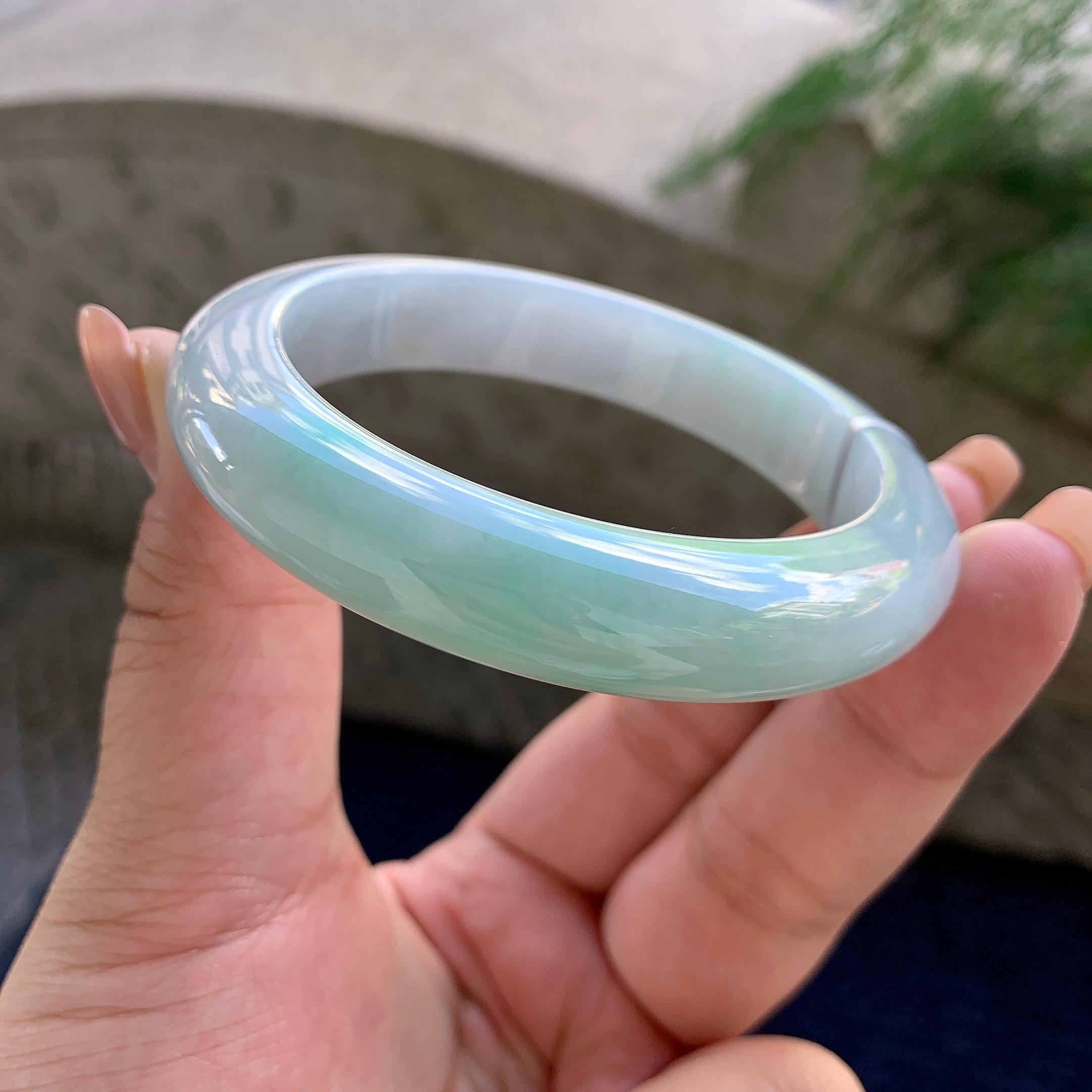 细糯种飘翠绿正圈平安镯 57.6圈口 天然缅甸A货翡翠（yc534513）