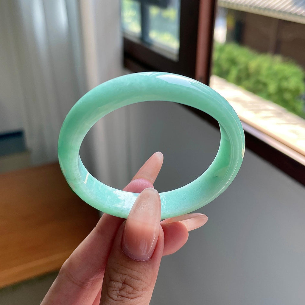 糯种满绿贵妃 53.2圈口 天然缅甸A货翡翠（yc508709）