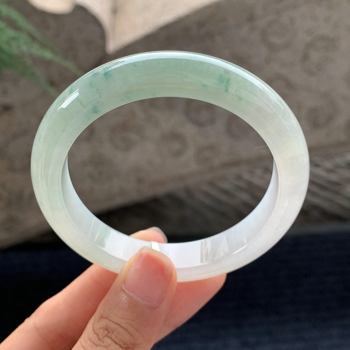 细糯种飘花正圈平安镯 55.5圈 天然缅甸A货翡翠（yc696424）