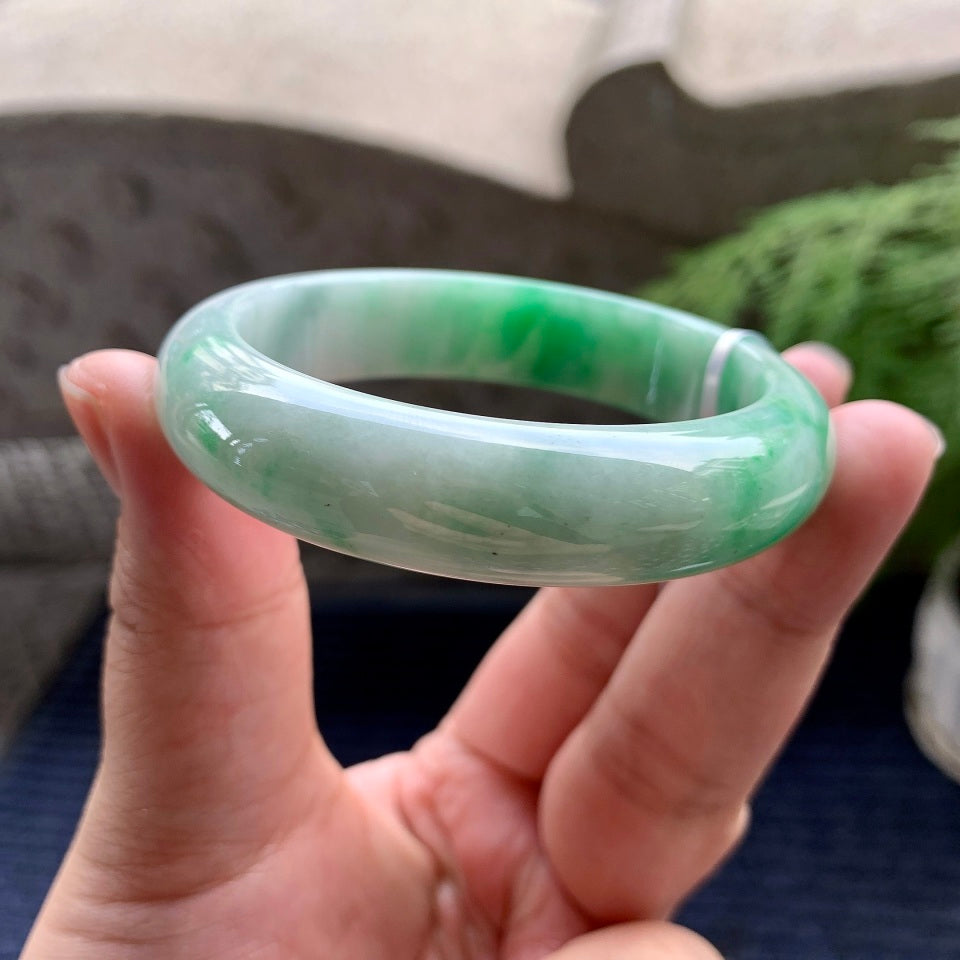 糯种飘绿平安镯（53.5mm）（yc093321）