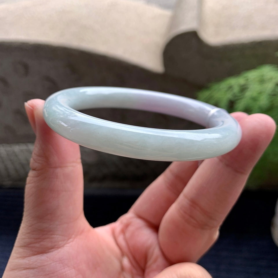 细糯种淡春彩圆条手镯（58.5mm）（yc097810）