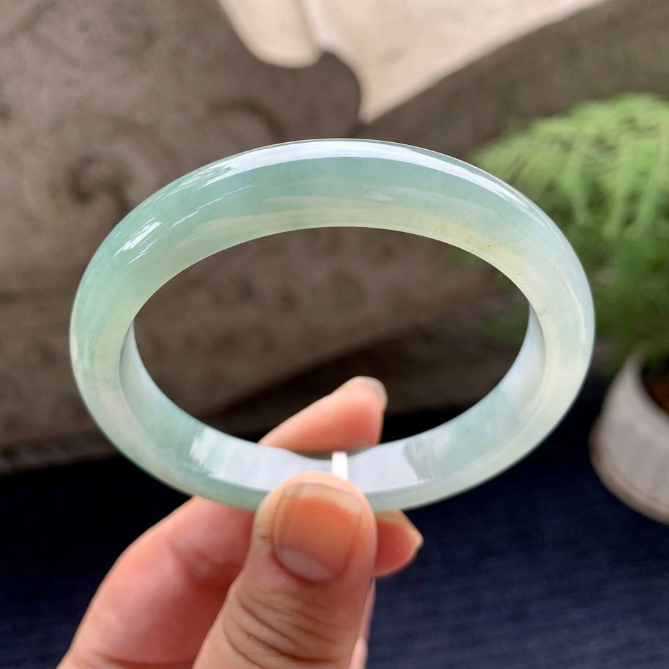 细糯种淡晴底贵妃手镯（56.5mm）（yc090959）