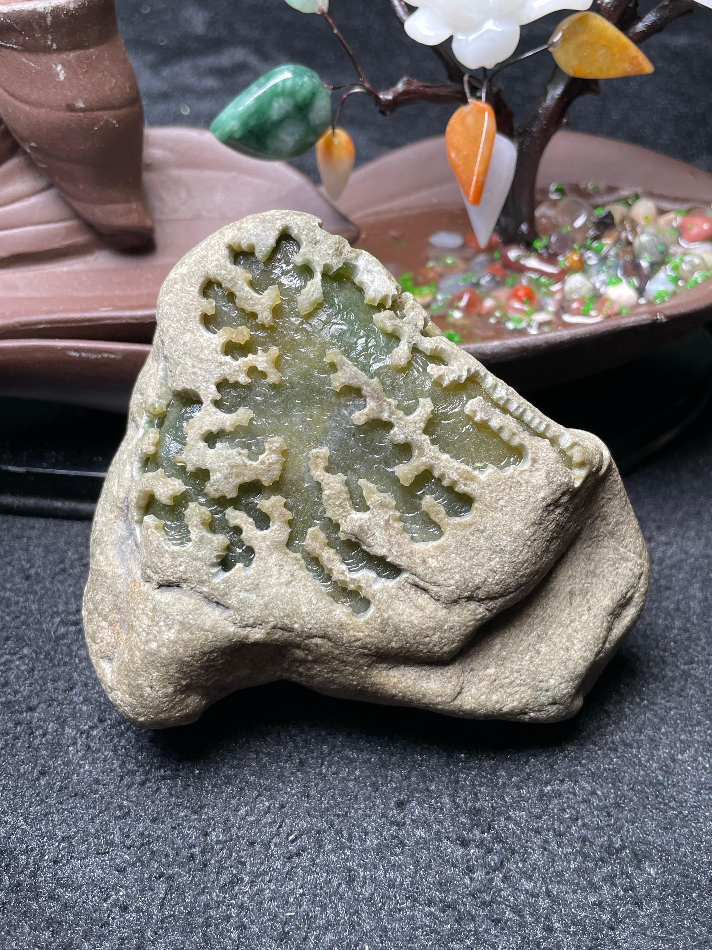 莫西沙开窗黄加绿牌子料（yc506363）