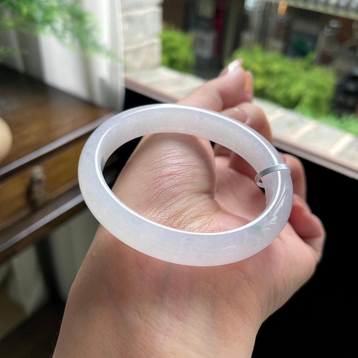 细糯种白月光飘绿贵妃 52圈 天然缅甸A货翡翠（yc696410）
