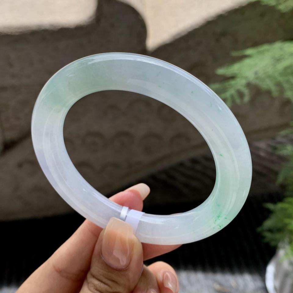 糯冰种飘花翡翠圆条手镯（56.3mm）（TF06250003）