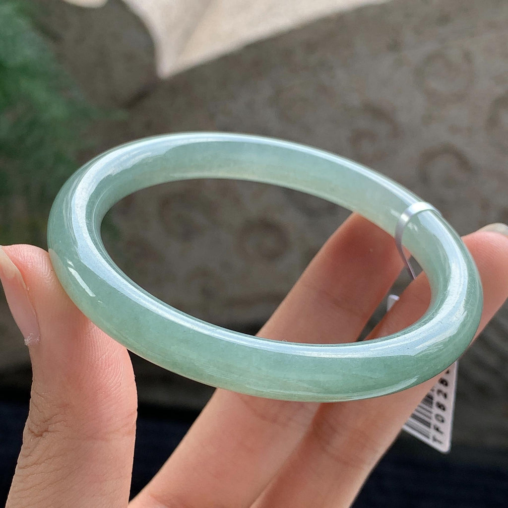细糯种 湖水绿圆条手镯 53圈 天然缅甸A货翡翠（yc699561）