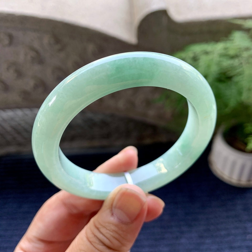 细糯种淡晴底平安镯（55.6mm）（yc093820）