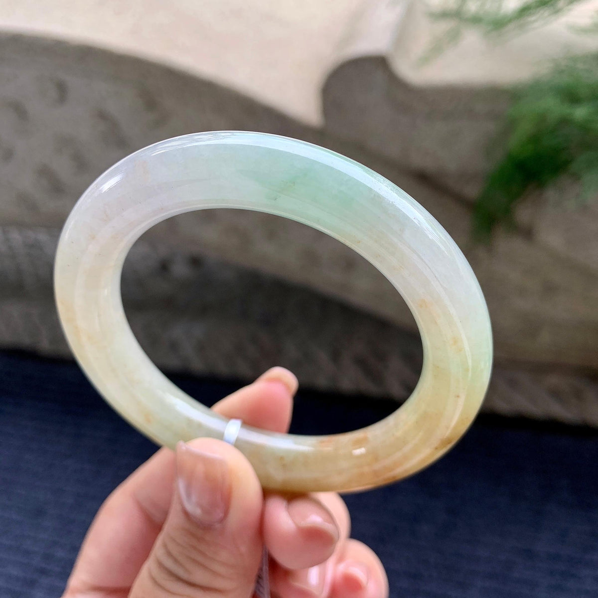 糯种红翡圆条手镯 55.2圈口（yc707459）