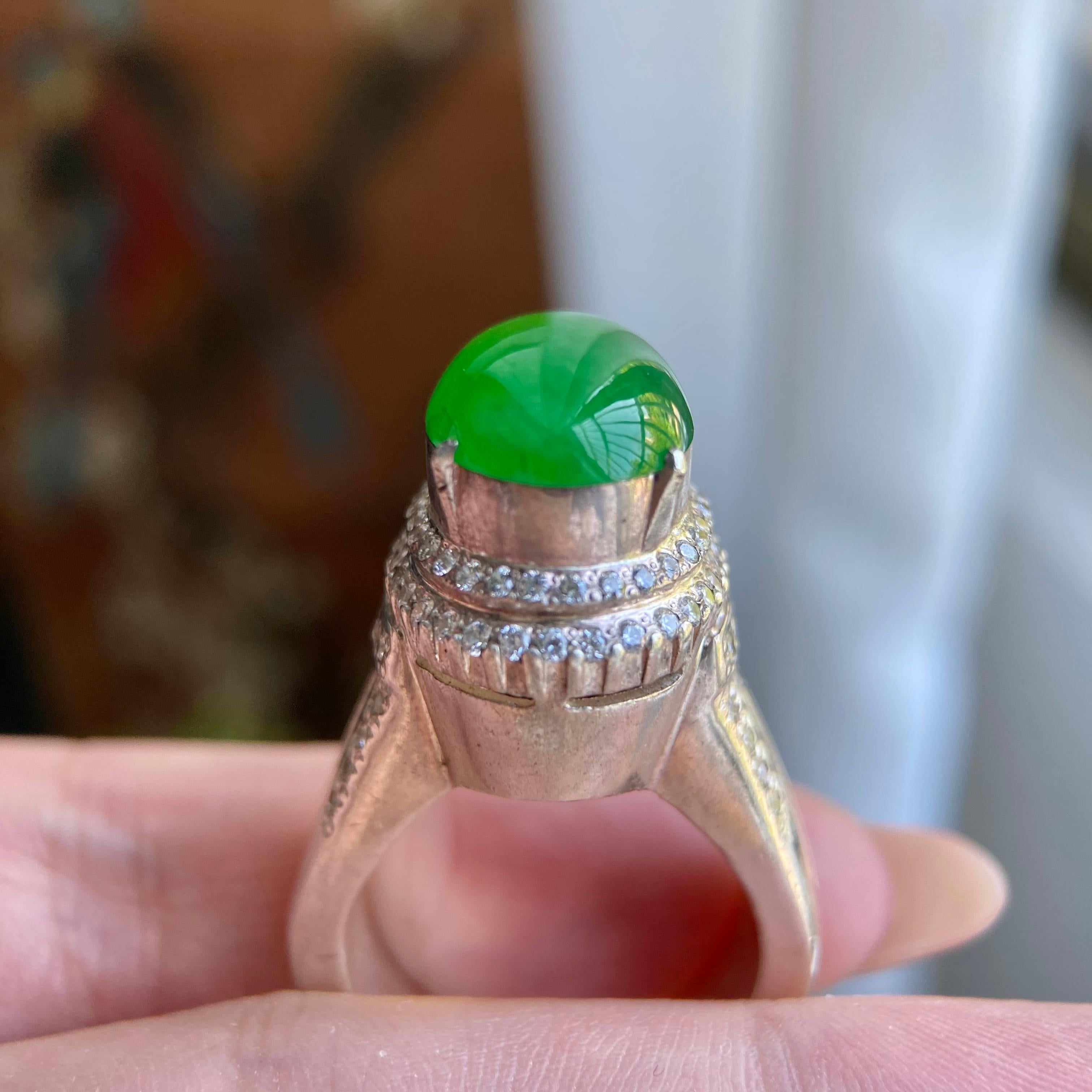 冰种阳绿椭圆戒面裸石（yc234252）