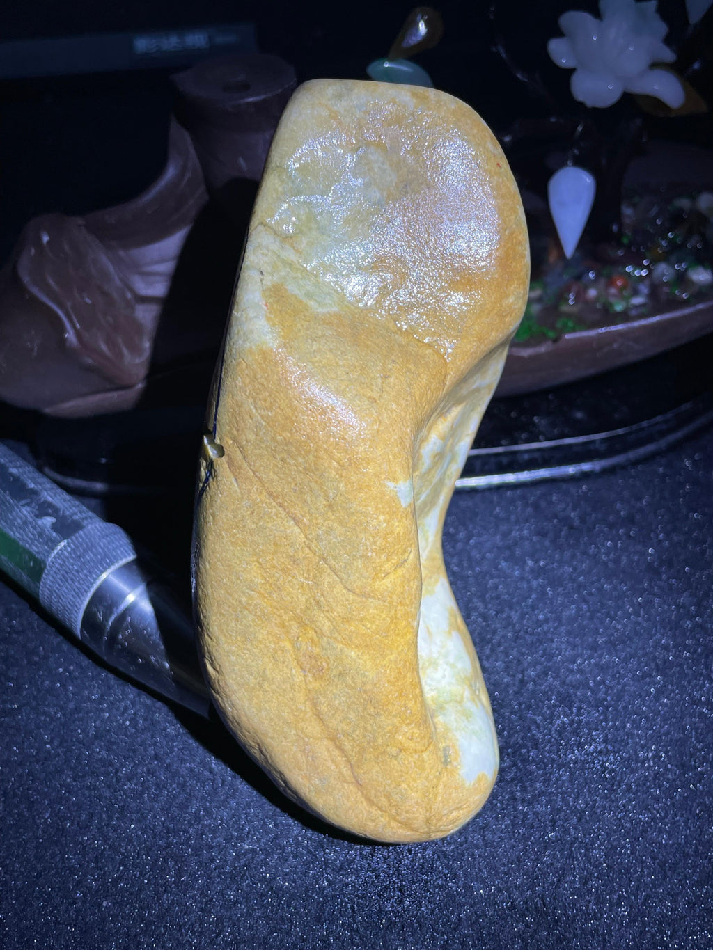 大马坎晴底飘黄开窗手镯料（yc707574）