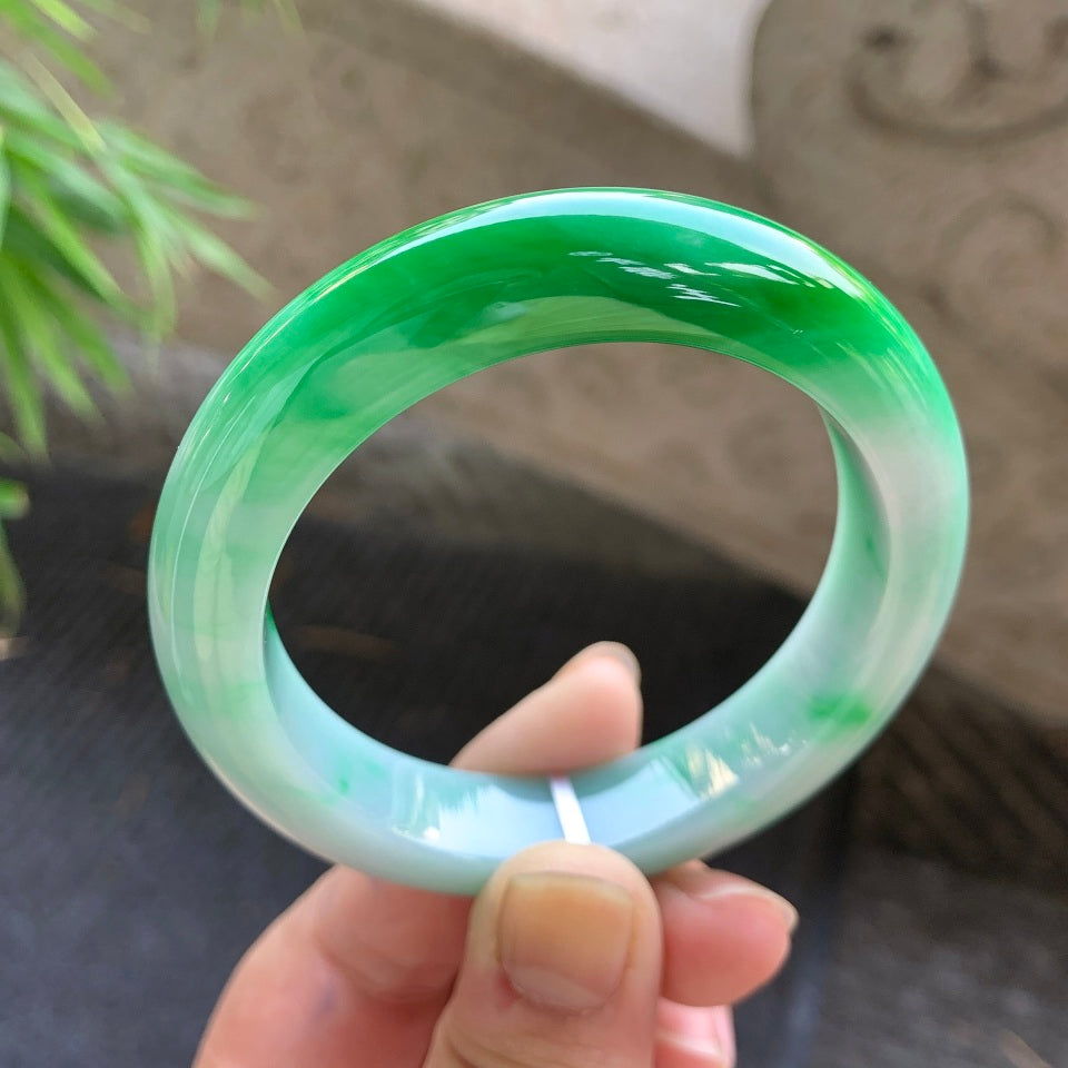 糯化飘阳绿平安镯（53.2mm）（yc015983）