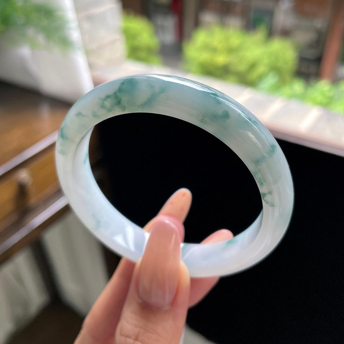 细糯种牛奶底飘花正圈平安镯 55圈 天然缅甸A货翡翠（yc703261）