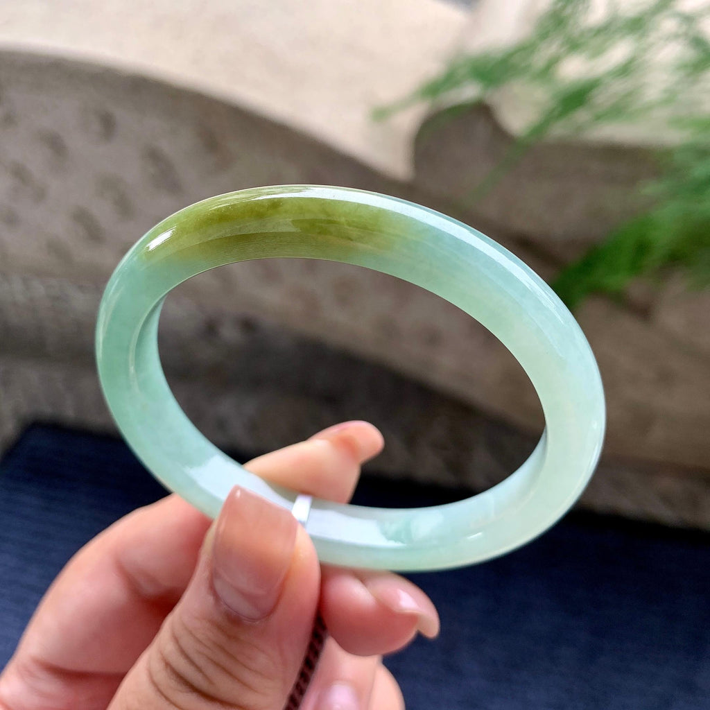 细糯种晴底黄翡贵妃手镯 53.5圈口 天然缅甸A货翡翠（yc699647）