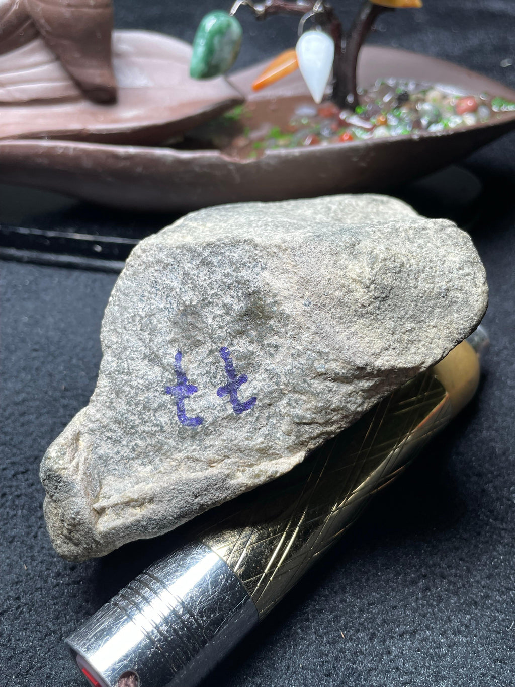 莫西沙开窗冰晴水飘花手镯料（yc536901）