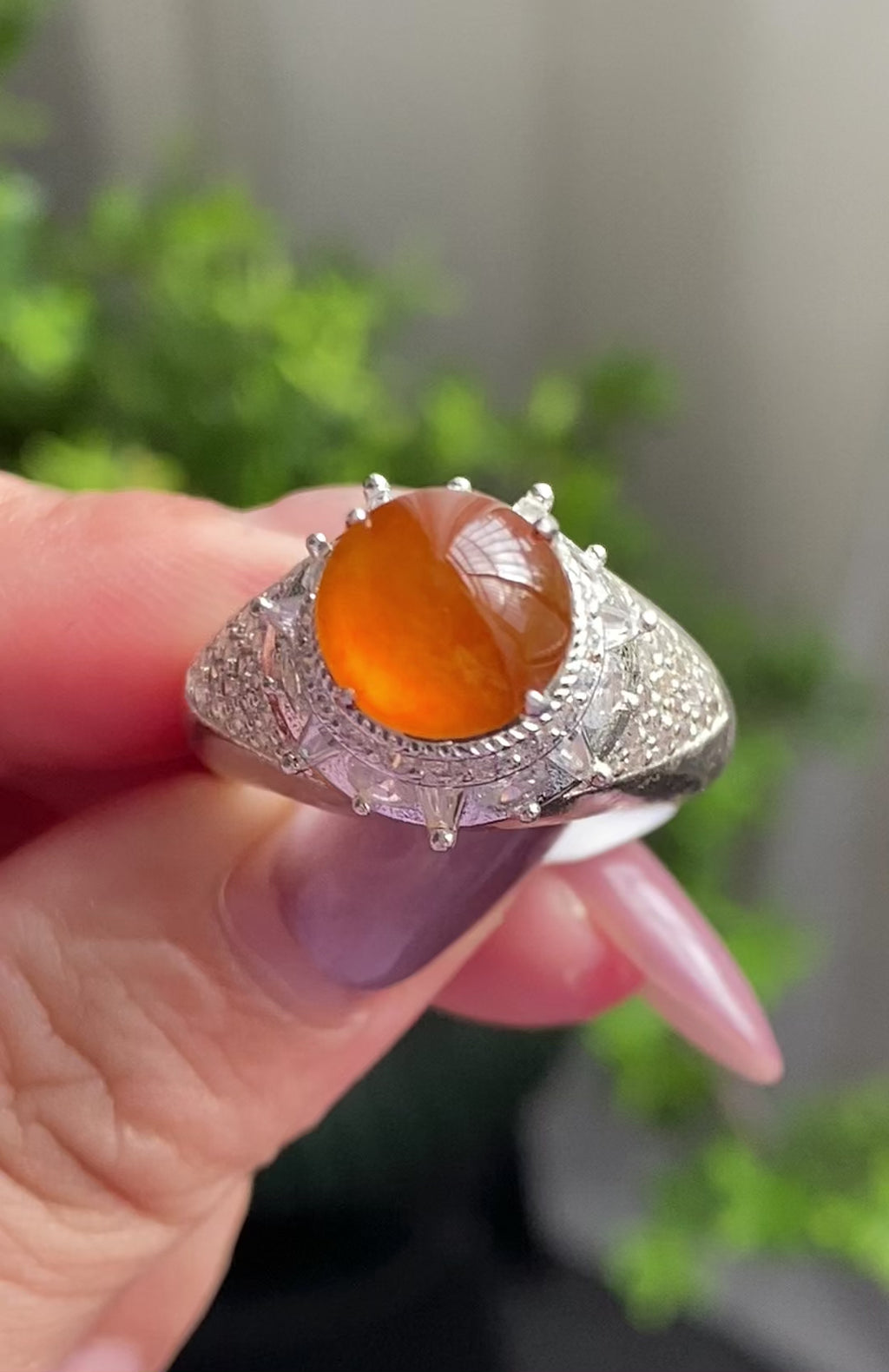 高冰种黄翡蛋面裸石（yc199663）