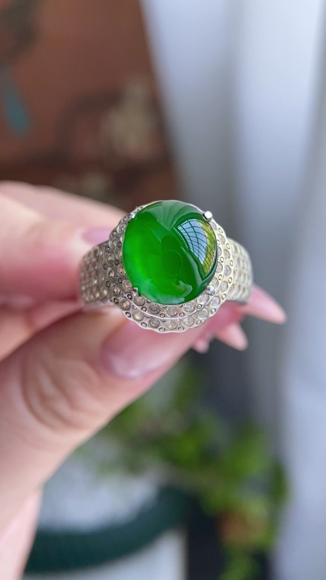 冰种辣阳绿戒面裸石（yc234199）