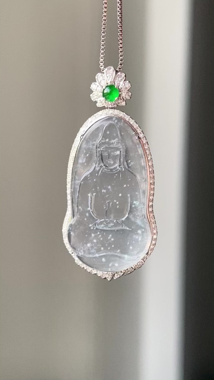 18k金钻镶玻璃种雪花棉观音吊坠（yc216841）