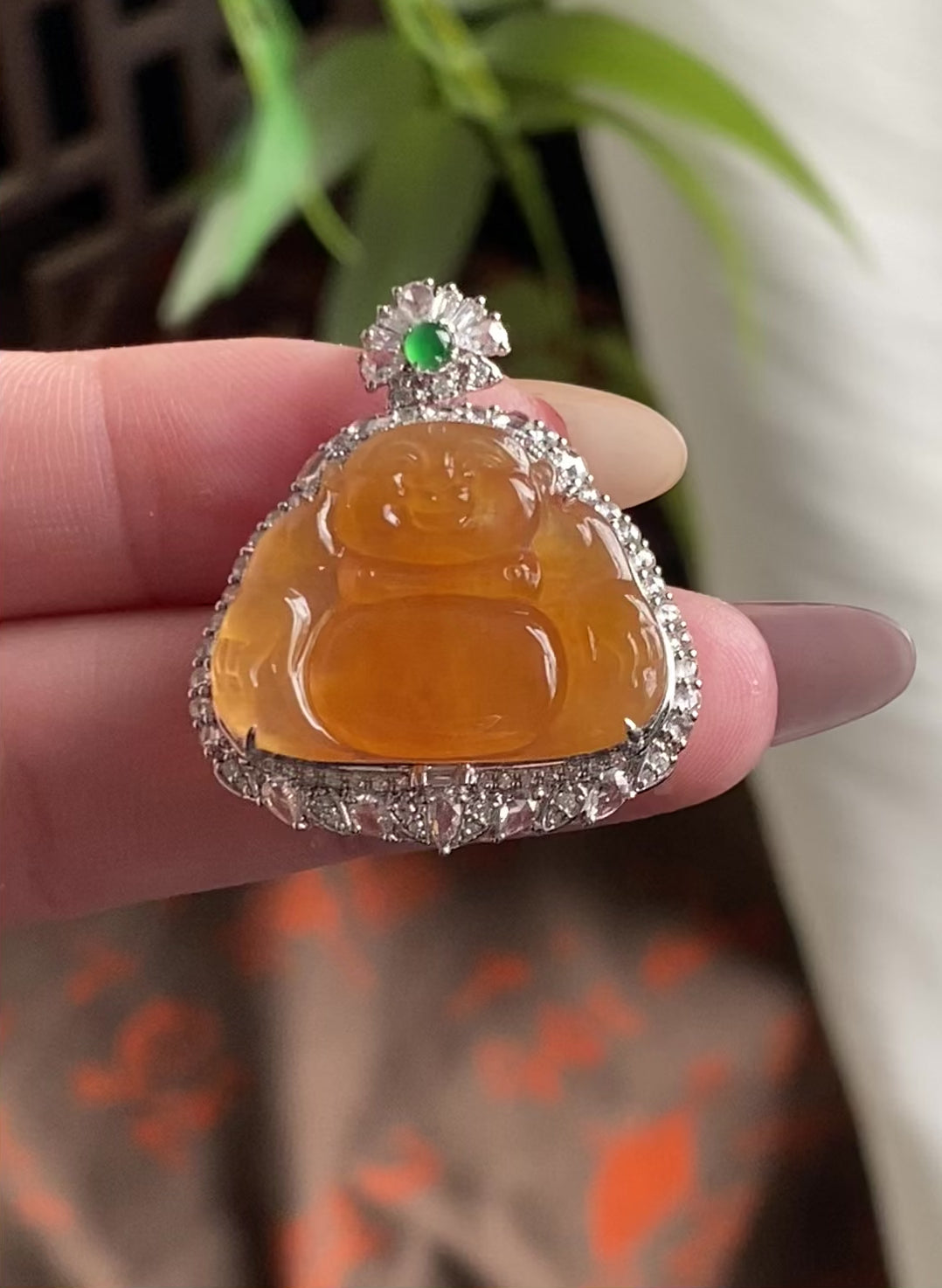 18k金钻镶冰种黄翡佛公吊坠（yc195159）