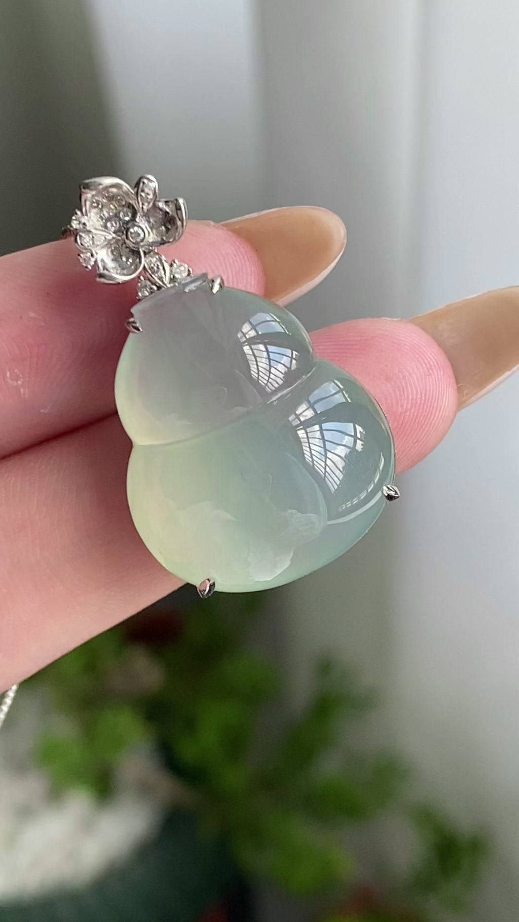 18k金钻镶冰种晴底葫芦吊坠（yc221336）