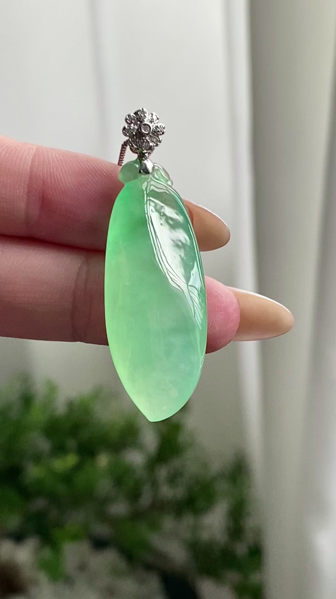 18k金钻镶冰种晴底福瓜吊坠（yc206760）