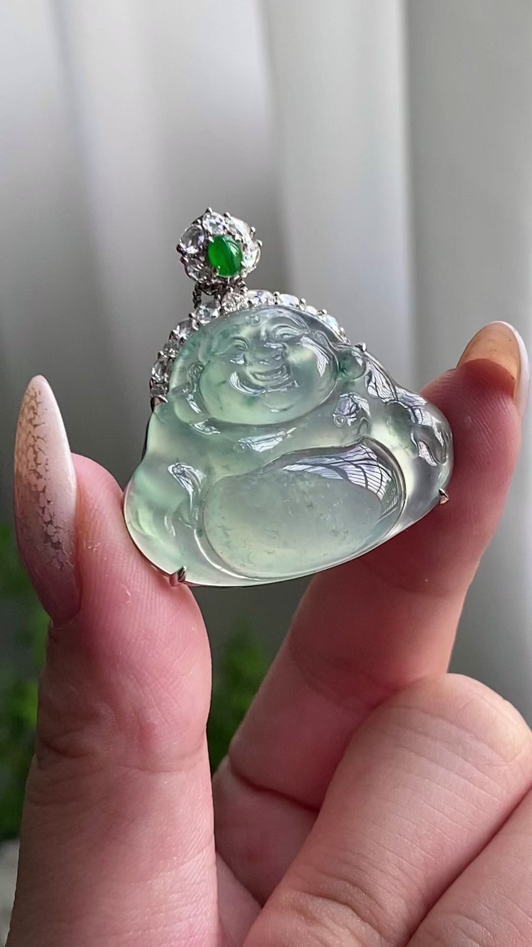 18k金钻镶高冰种飘花佛公吊坠（yc206341）