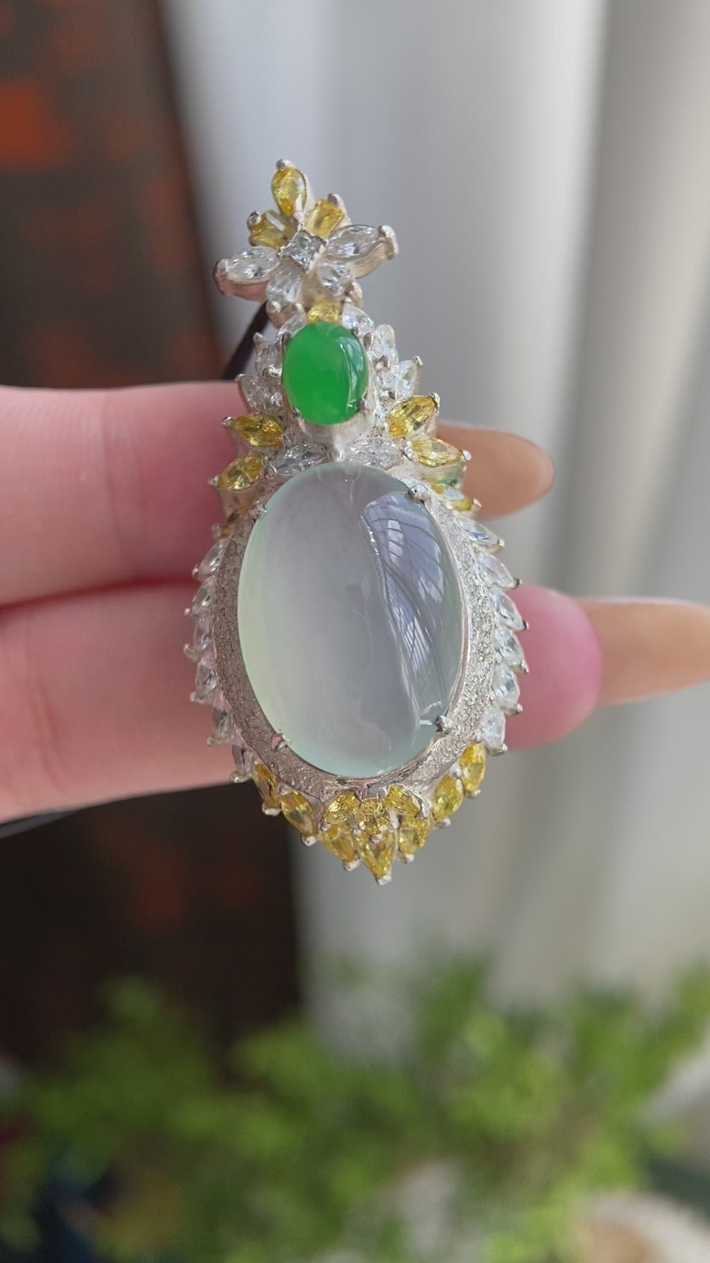 冰种晴底鸽子蛋吊坠裸石（yc225949）